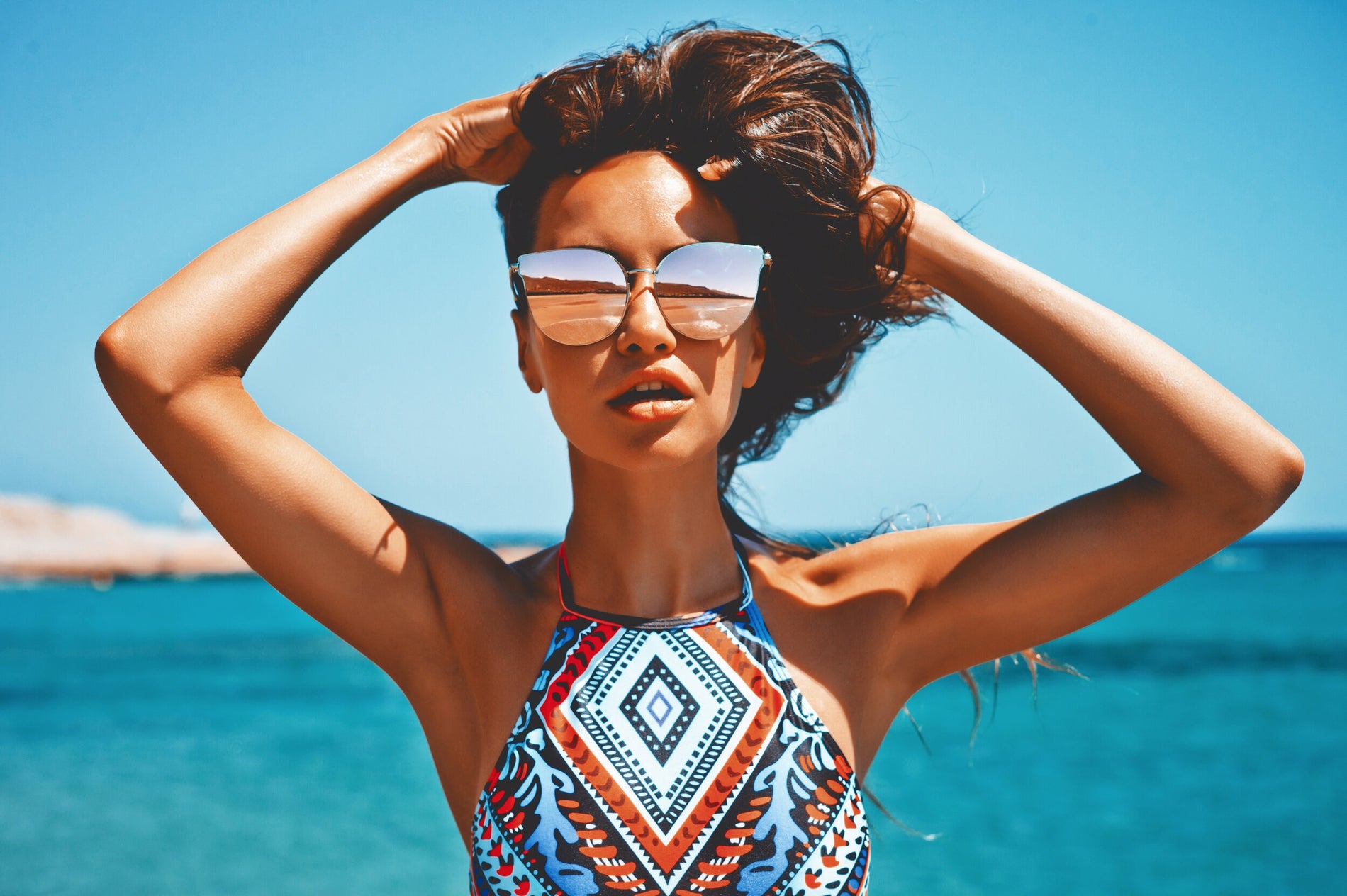 What to Wear During & After a Spray Tan